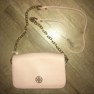 Beautiful Tory Burch nude pink mini crossbody, w/tag, dust bag ！